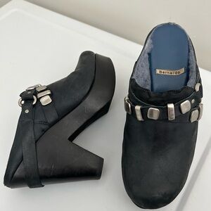 Bernardo Leather Mules Blue Size 8